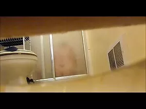 La belle femme au fo ...